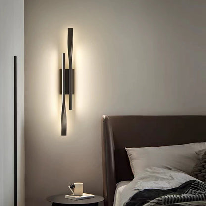 Linea Twist Wall Light
