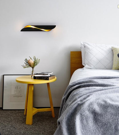 Obsidian Glow Wall Light