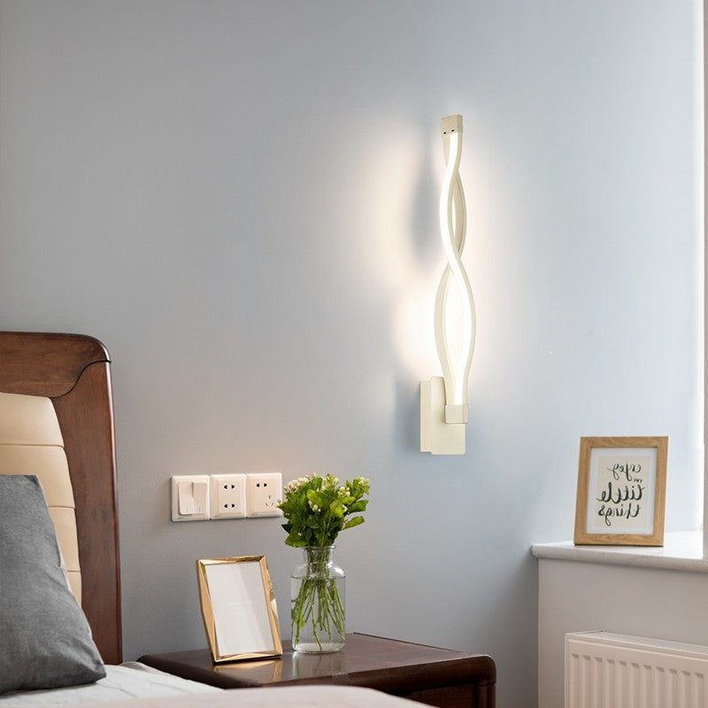 Eclipse Knot Wall Light