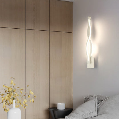 Eclipse Knot Wall Light