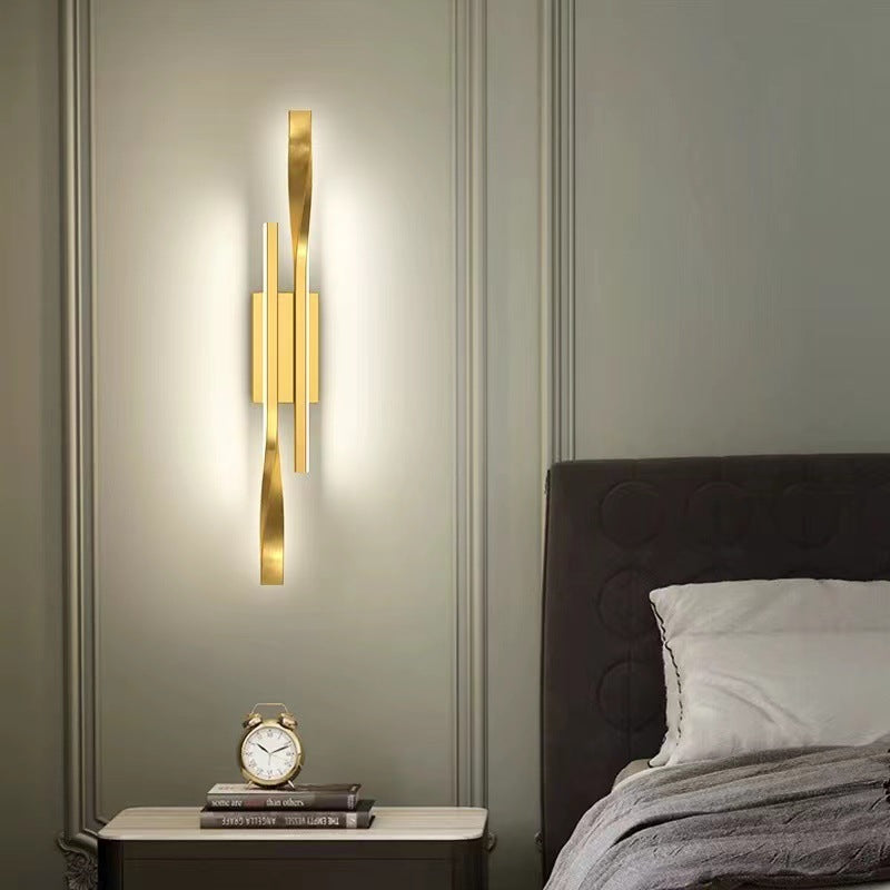 Linea Twist Wall Light