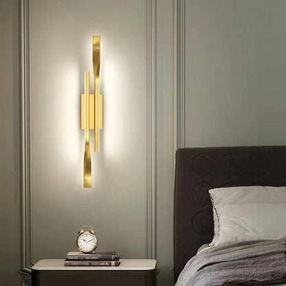 Linea Twist Wall Light